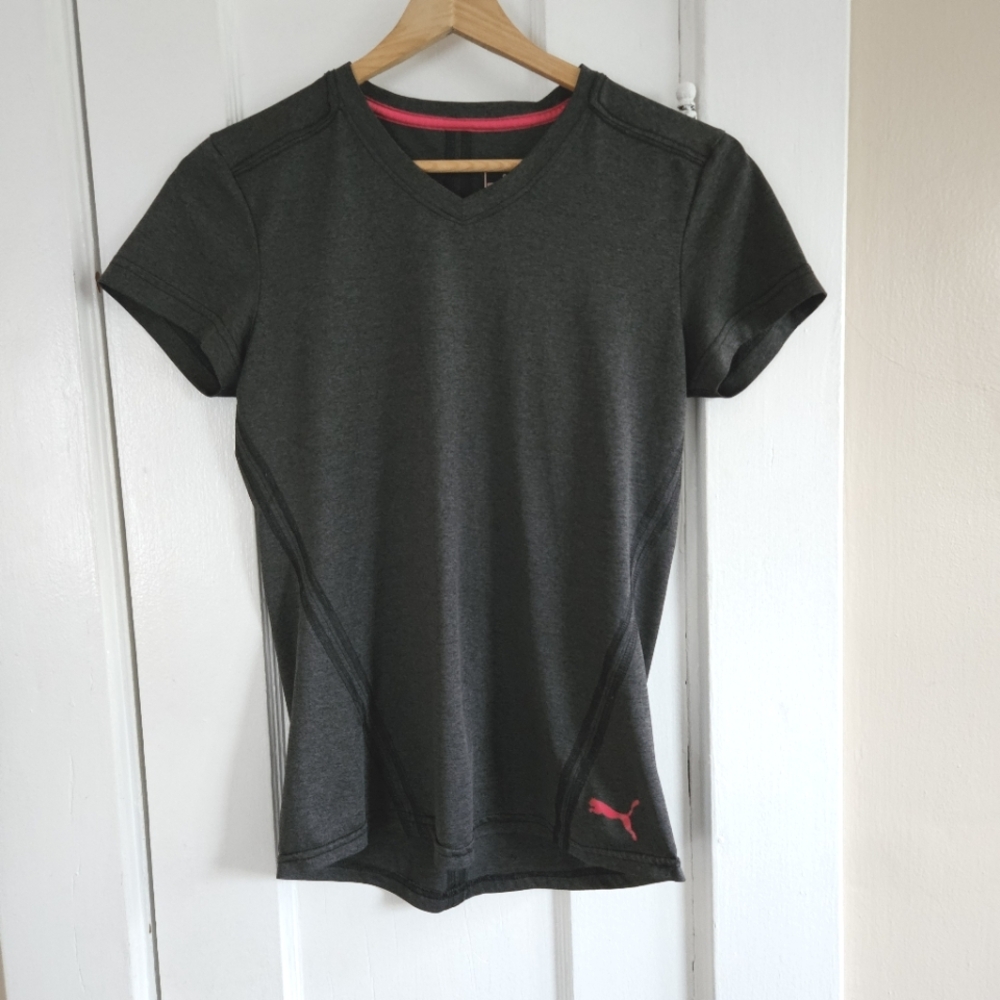 Puma Women's Charcoal Gray Preformance Tee